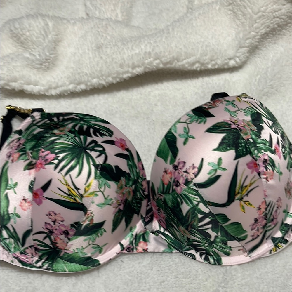 Victoria's Secret Very Sexy Pink Floral Push Up Bra NWOT